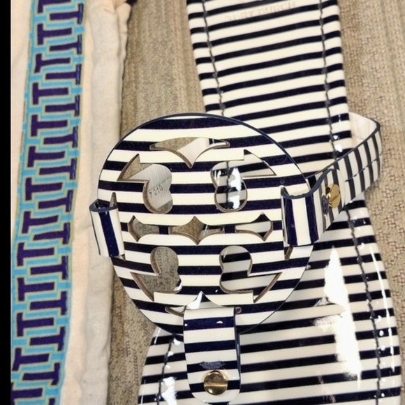 Tory Burch Miller Stripe Patent Leather Sandals In Black & White - Picture 2 of 15